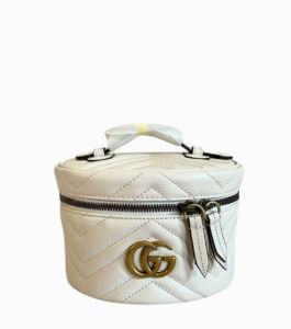 GUCCI ivory leather GG Marmont vanity case